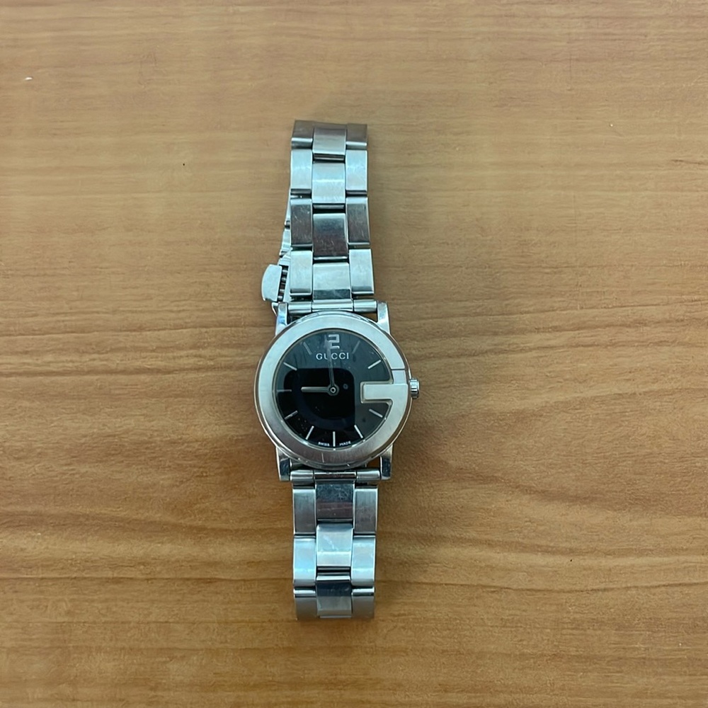 Gucci watch
